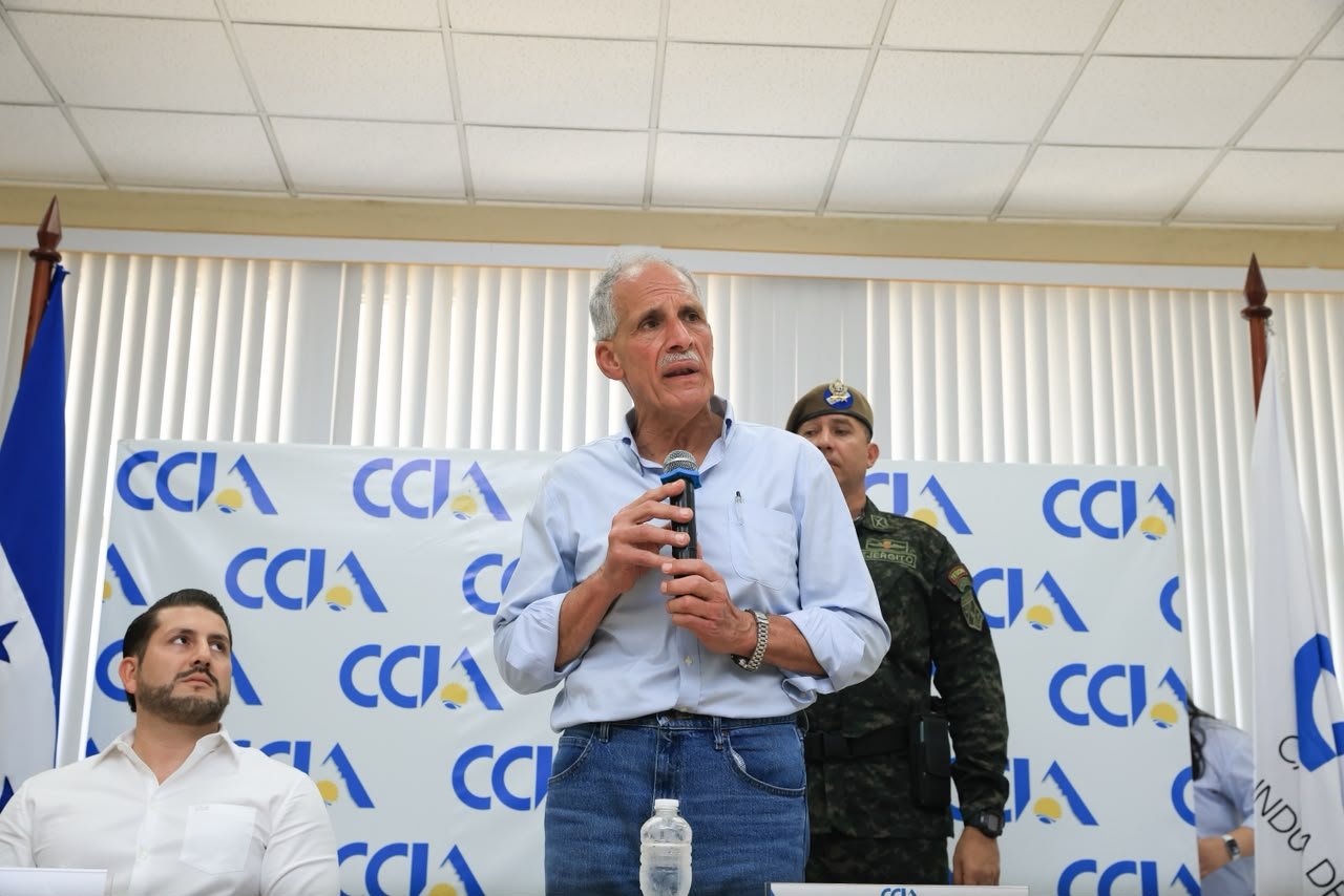 Presidente Asfura escucha al sector productivo y prioriza proyectos para el litoral Atlántico