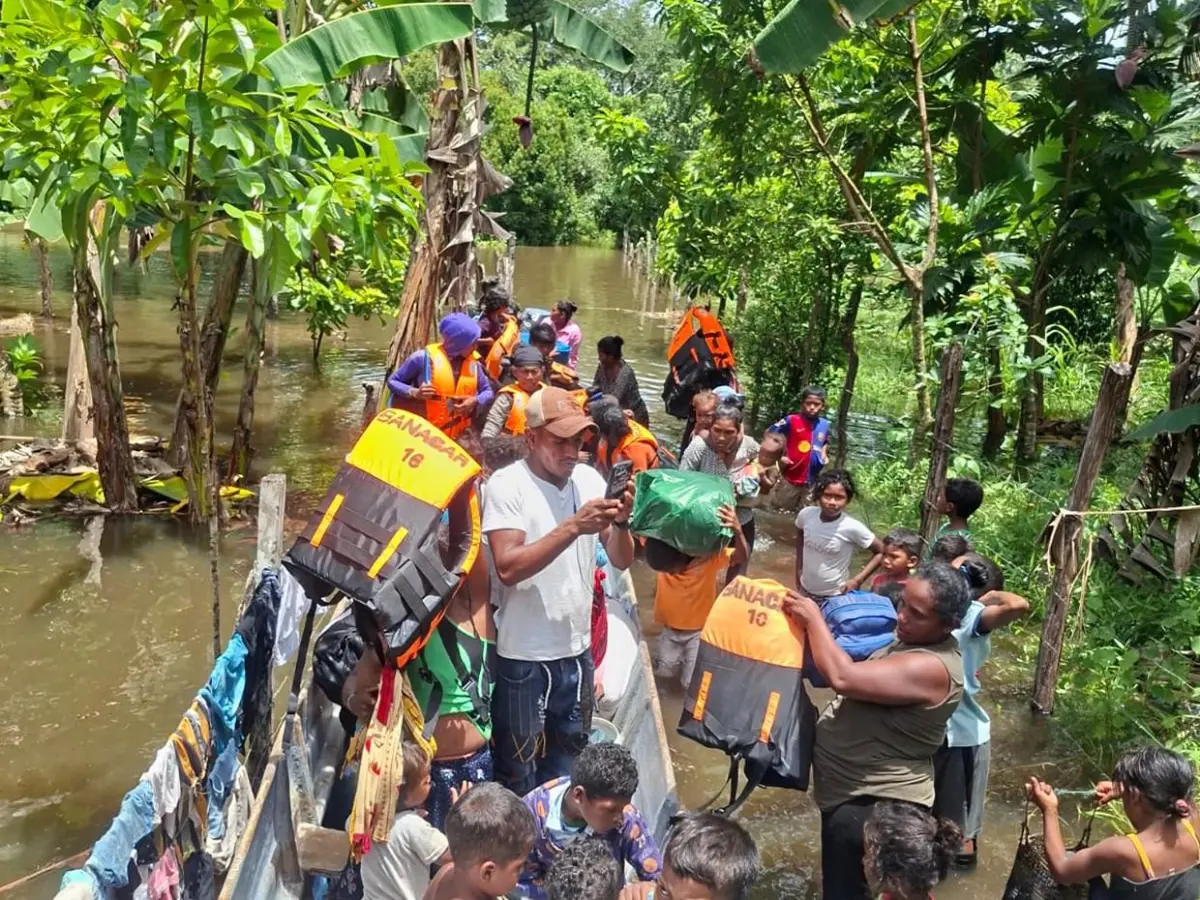 Crecida del río Kruta obliga a reforzar la emergencia en Gracias a Dios y moviliza equipos de respuesta