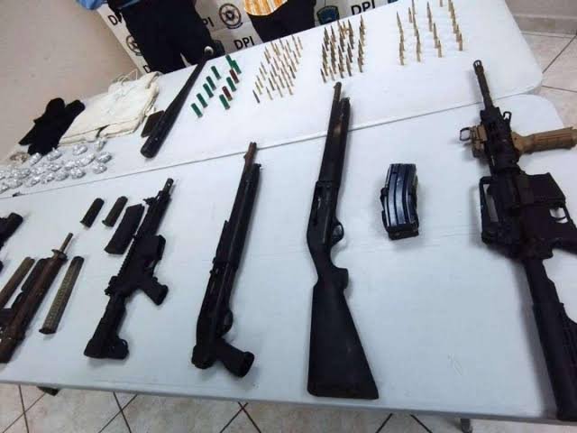 Armas que desaparecieron de registros oficiales terminaron en manos del crimen organizado en Honduras