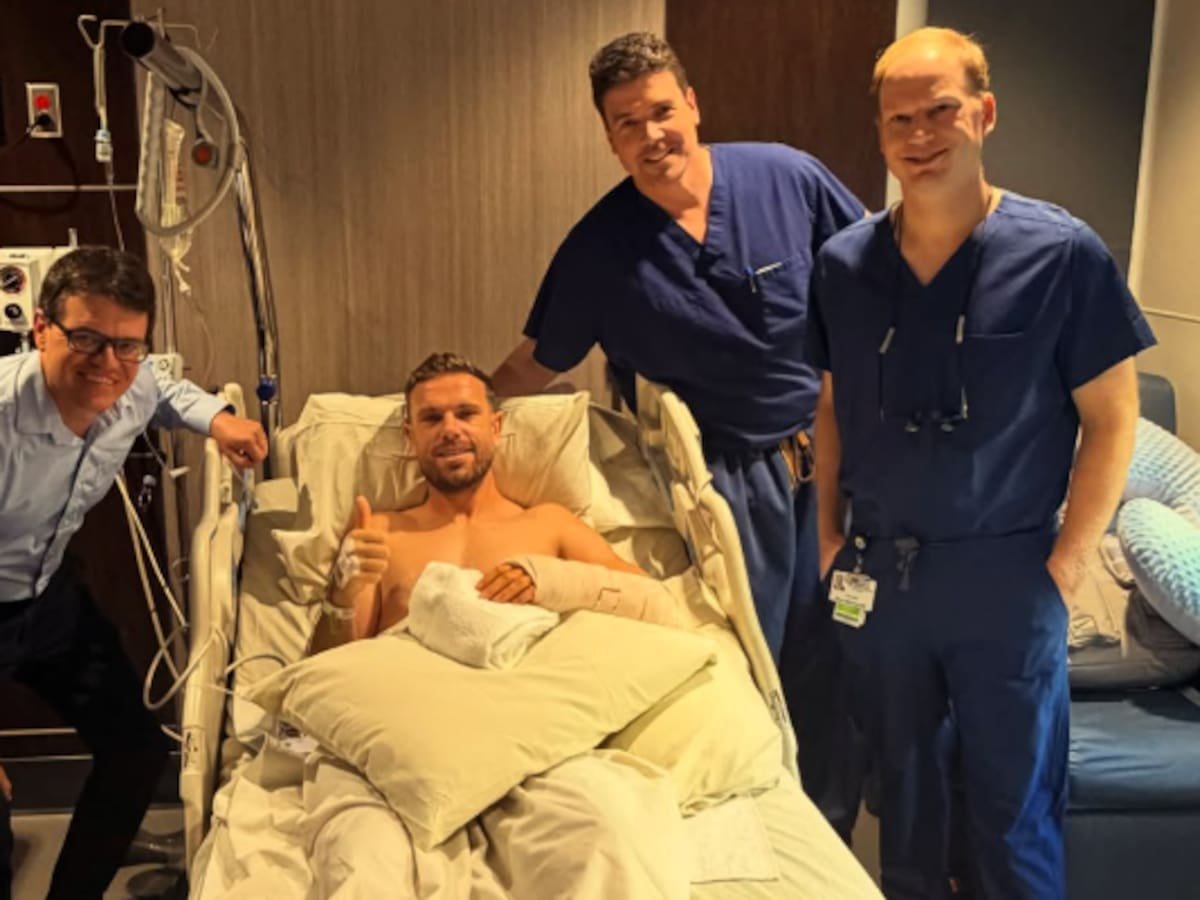 Jordan Henderson pasa por quirófano tras accidente en la celebración inglesa