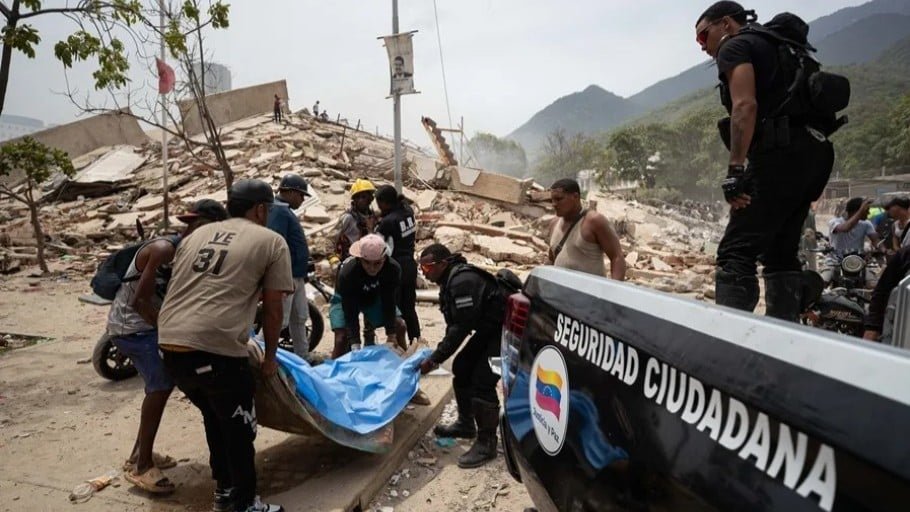 Aumenta a 3,685 la cifra de muertos por los terremotos que devastaron Venezuela